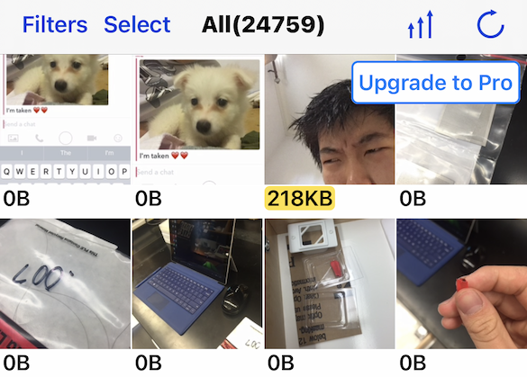 Screenshot from a photo file size viewing app, with non-downloaded photos represented as 0B
